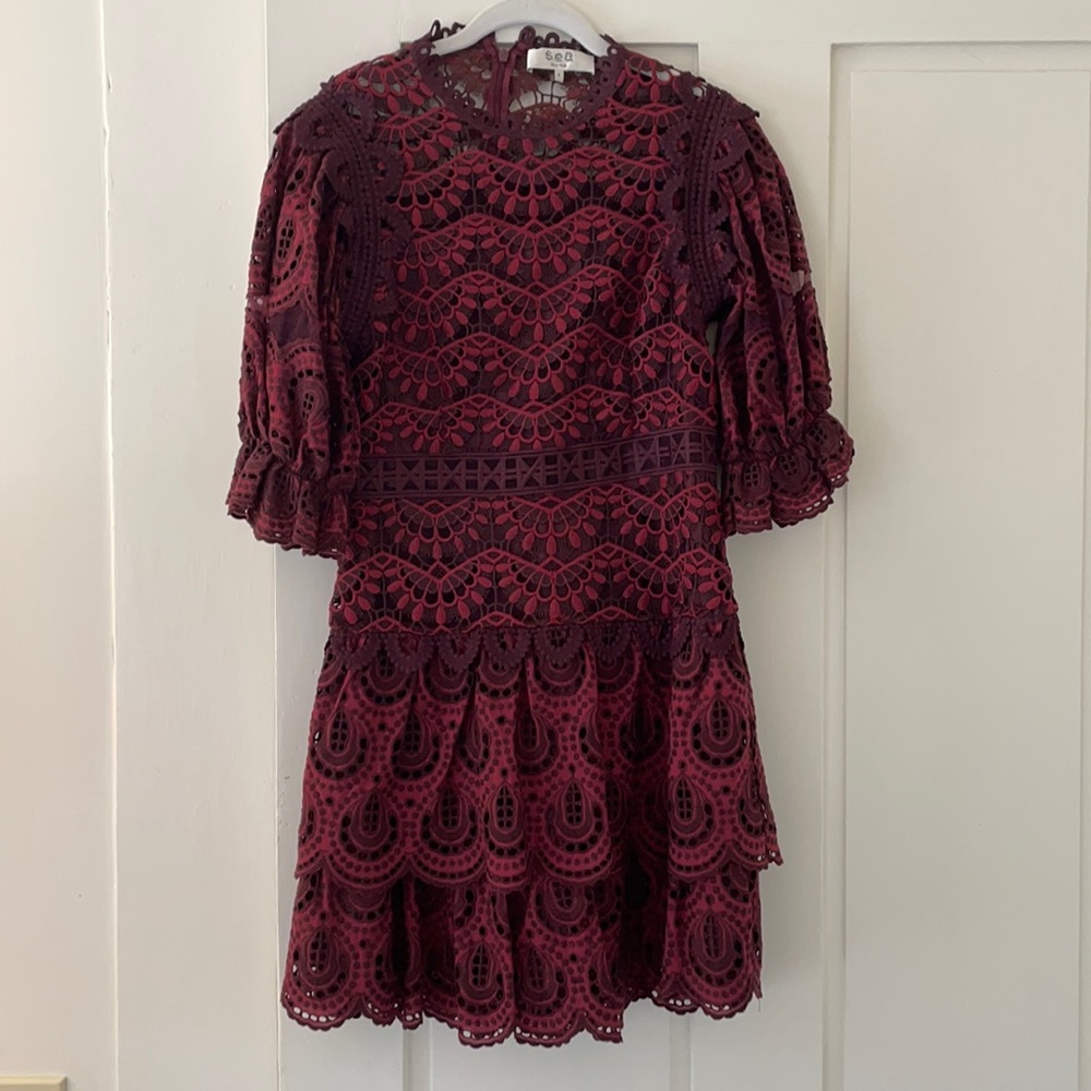 SEA New York dress. Size 6 but tailored to fit more like a 4. Only worn once!